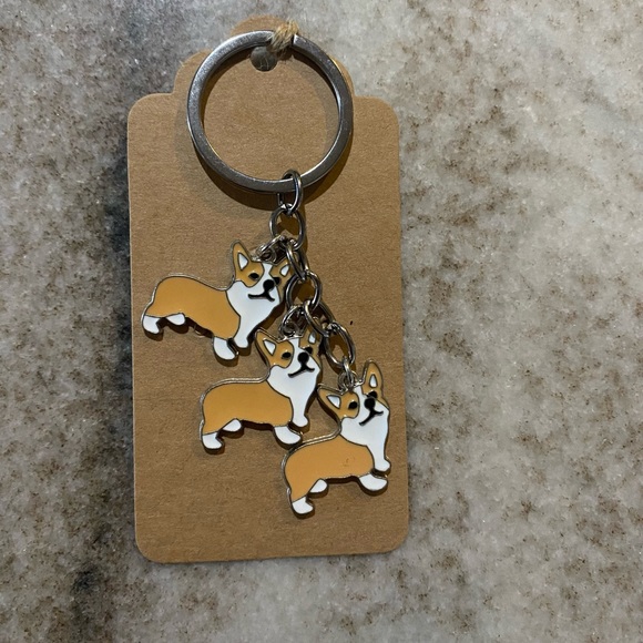 Corgi Tan Loaf Keychain - Picture 2 of 2